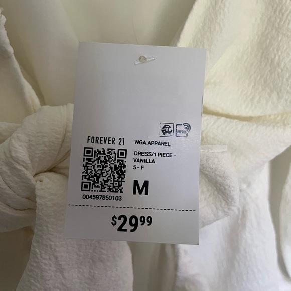 Forever 21 Cutout Tie-Front Romper in Vanilla - Picture 3 of 5